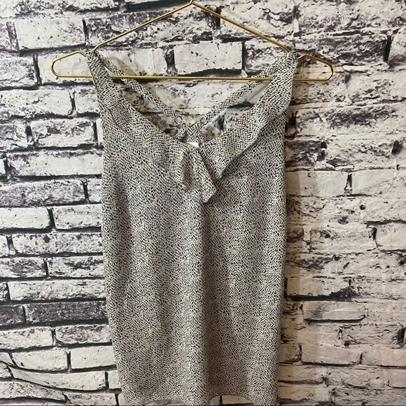 Cabi 5359 Flutter Tank Top Blouse Size Small - Picture 2 of 7